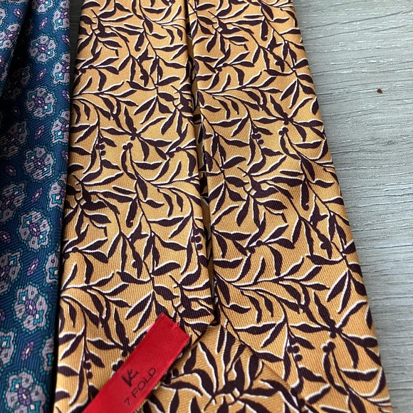 Paul Stuart - Isaia - Thomas Pink: lot of 4 ties and two pocket squares - Picture 5 of 10